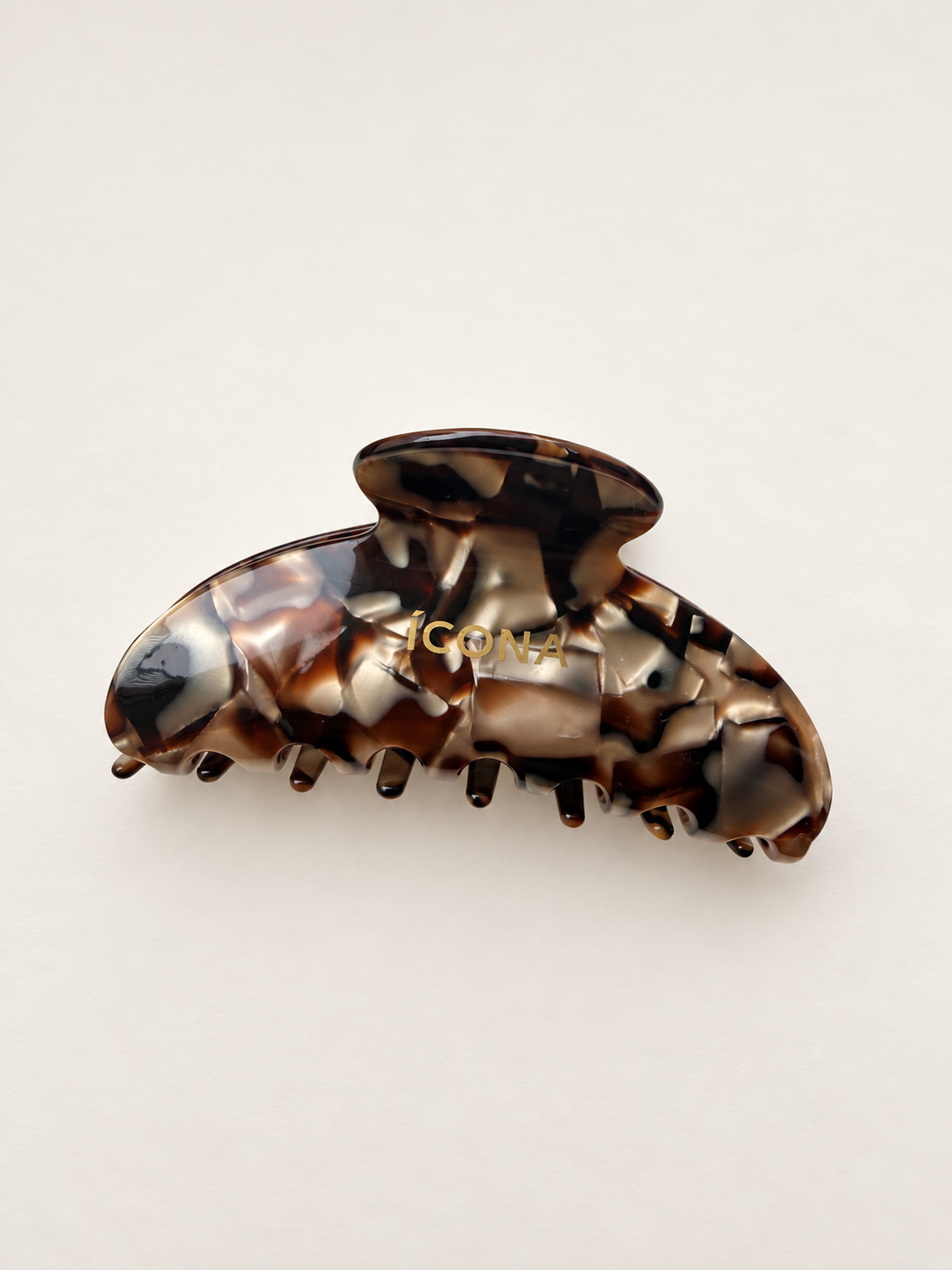 The Signature Claw in Espresso Tortoise