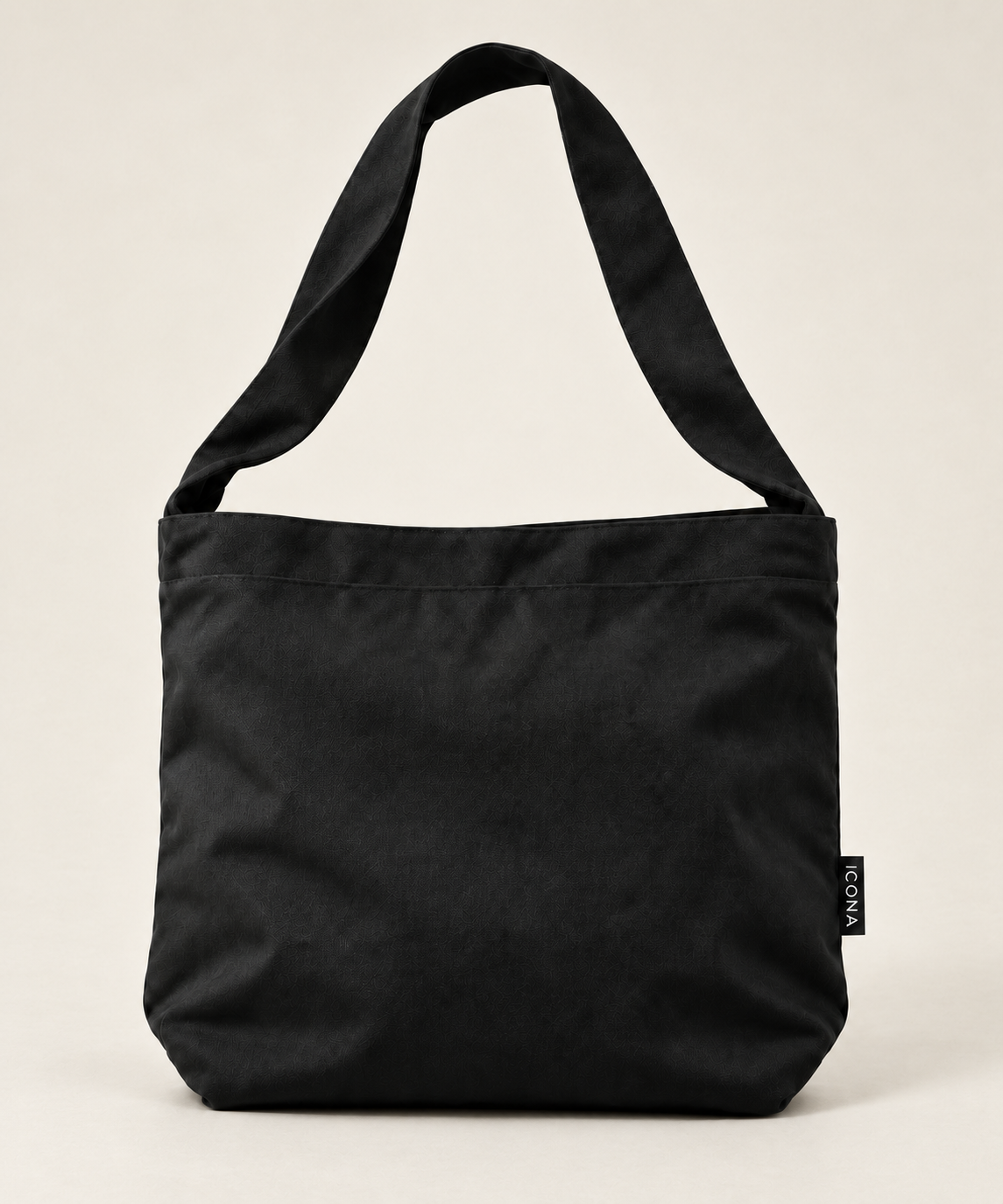 THE SIGNATURE TOTE, alternate view
